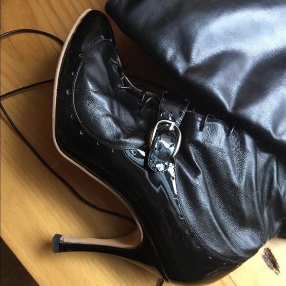 Jenni O boots - Picture 2 of 4